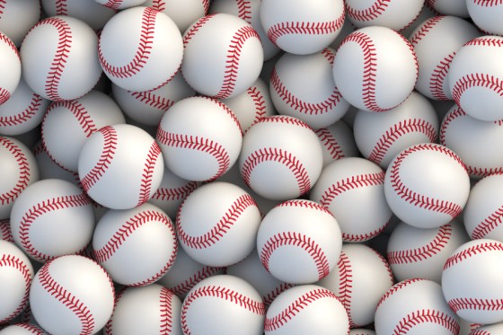 こんなデザイン発想が羨ましい！奇妙でもクセになる大谷翔平「顔だらけTシャツ」