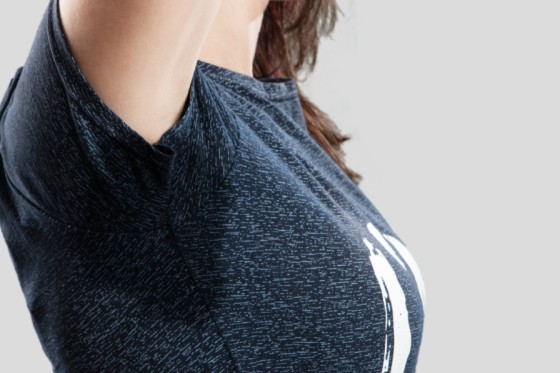 夏の汗ジミ・ニオイを残さない！Tシャツを長持ちさせるコツ