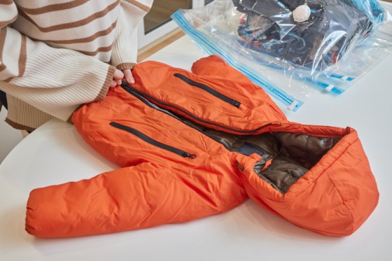 かさばる冬服はコンパクトに収納しよう！