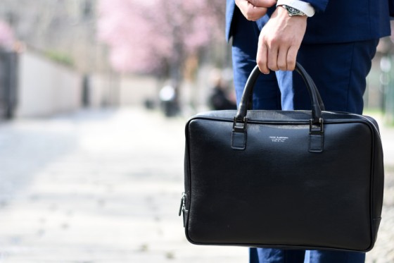 ビジネスバッグとブリーフケースの違いってなに？