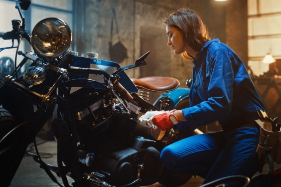 レトロでオシャレ！オールドバイクのレストア＆デザインTシャツ