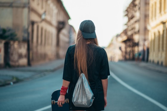 【2023】ストリート系女子のTシャツ夏コーデと着こなし術5選！